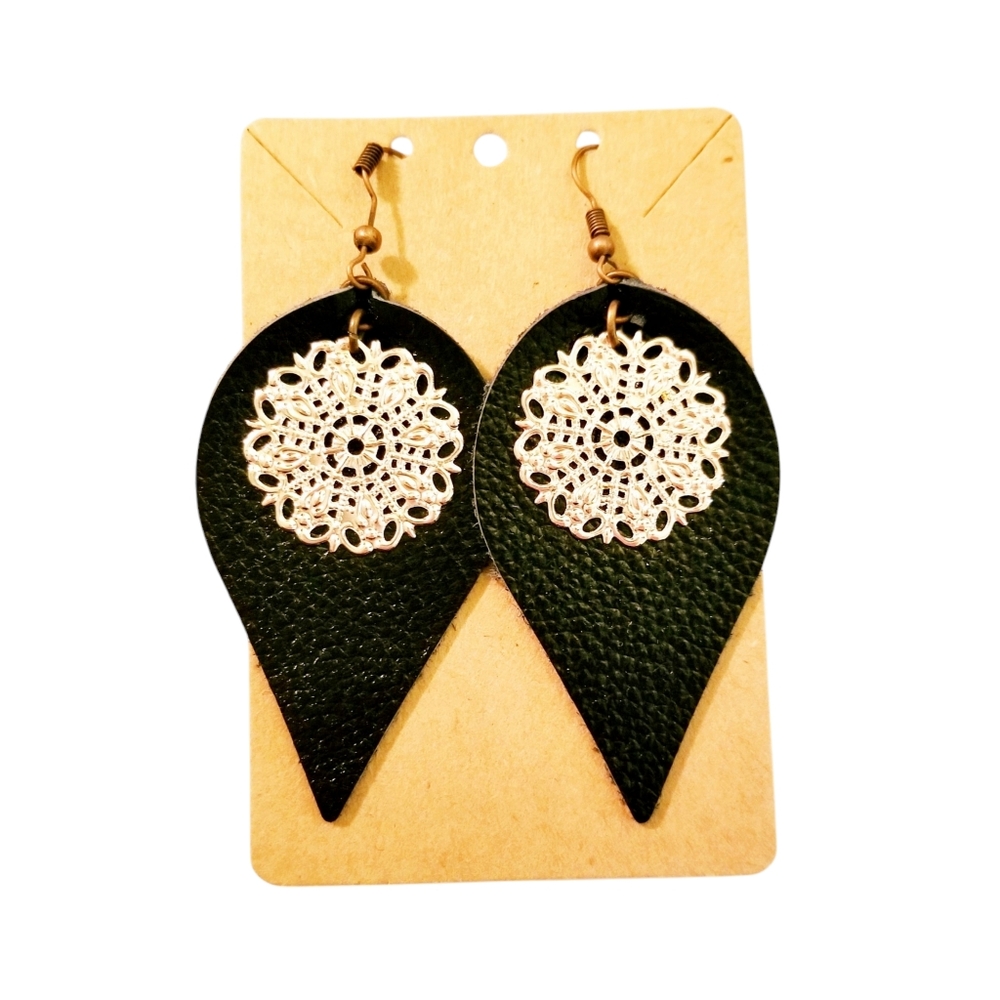 Black Leather Leaf Earrings w/ Rose Gold Filigree Medallion. NWT